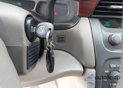 2005 Cadillac Deville Livery z USA, uszkodzony, nr VIN 1G6KD54Y15U219580